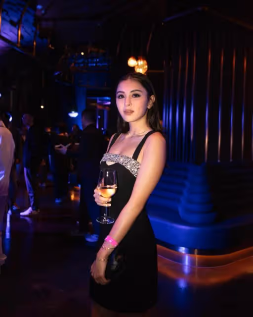 上山詩納女兒27歲生日，張智霖袁詠儀參加派對，劉嘉玲送祝福