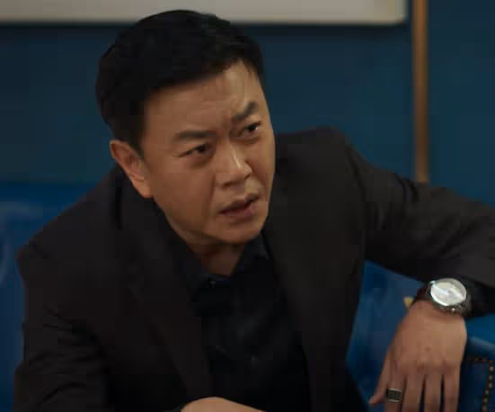 馮嘉怡憑藉《城中之城》出圈,不僅演技收穫好評,還帶火一句台詞