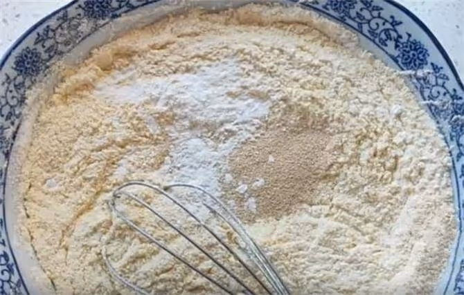 教你在家做小零食,玉米鍋巴,不用烤箱,手不沾面,咬一口嘎嘣脆