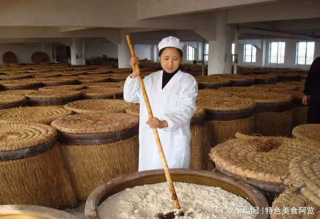 我國哪裡的黃酒最出名?中國十大黃酒產地排行,你的家鄉上榜了嗎