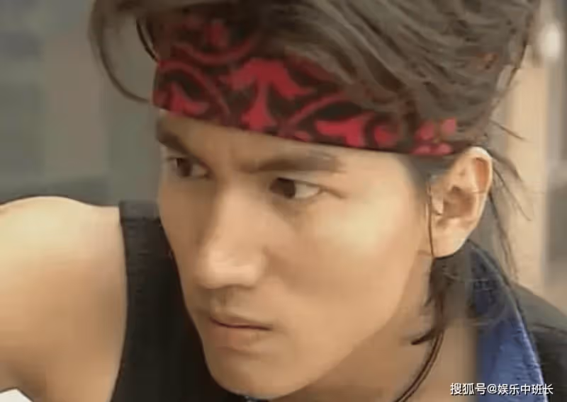 言承旭蘇州時裝秀:47歲仍有少年感,網友:不愧是花美男鼻祖
