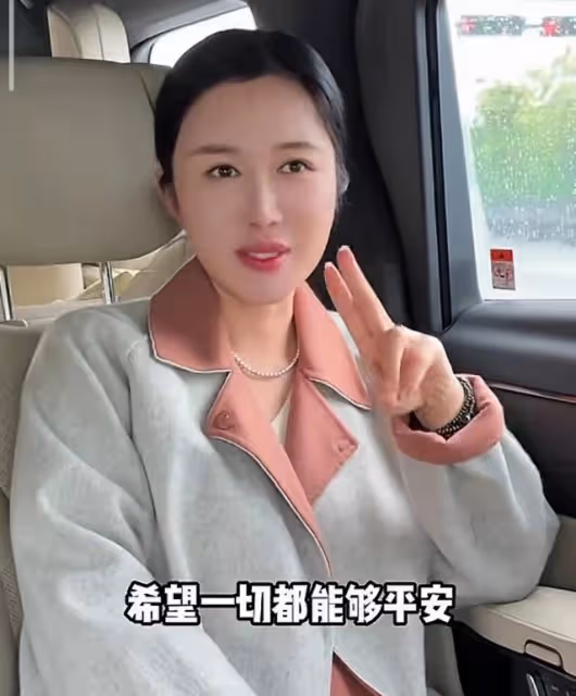 72張紀中陪孕妻產檢,四胎寶寶非常健康,老父親聽到胎心感動落淚