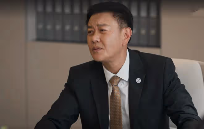 城中之城：直到趙輝和苗徹反目，陶無忌才發現，趙輝離入獄不遠了