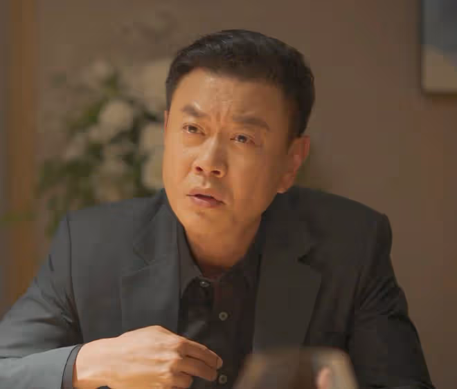 《城中之城》被兄弟算計、徒弟背叛、情婦坑害，趙輝入獄，並不冤