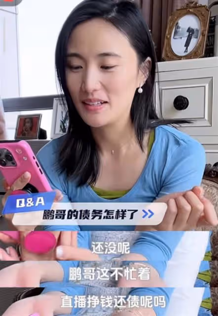 李亞鵬老婆首曬與繼女合照，李嫣近照曝光好漂亮，嘴唇修復超完美