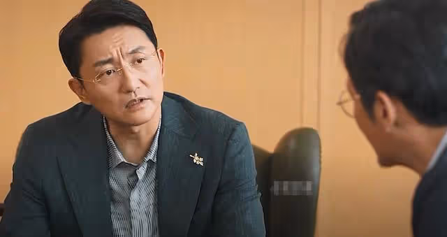 城中之城:謝志遠吳顯龍唇槍舌戰,堪稱語言藝術,曉惠再次被利用