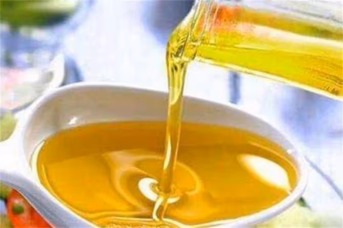 葵花籽油和玉米油哪個好?這麼多種食用油,到底哪種最健康?