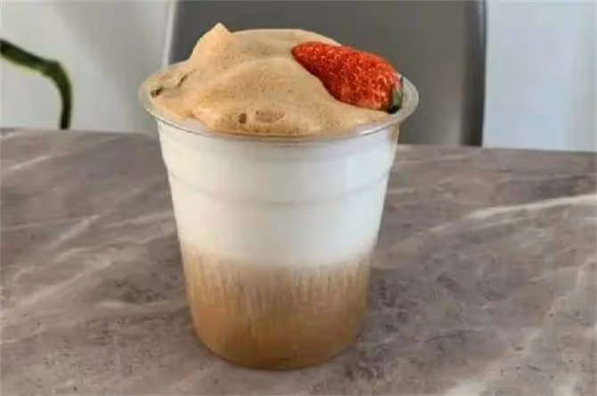 生椰拿鐵是咖啡嗎?咖啡店都是怎麼做生椰拿鐵的?
