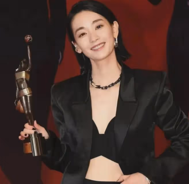 金像獎梁朝偉六封影帝！內地電影顆粒無收，楊穎出盡風頭很諷刺