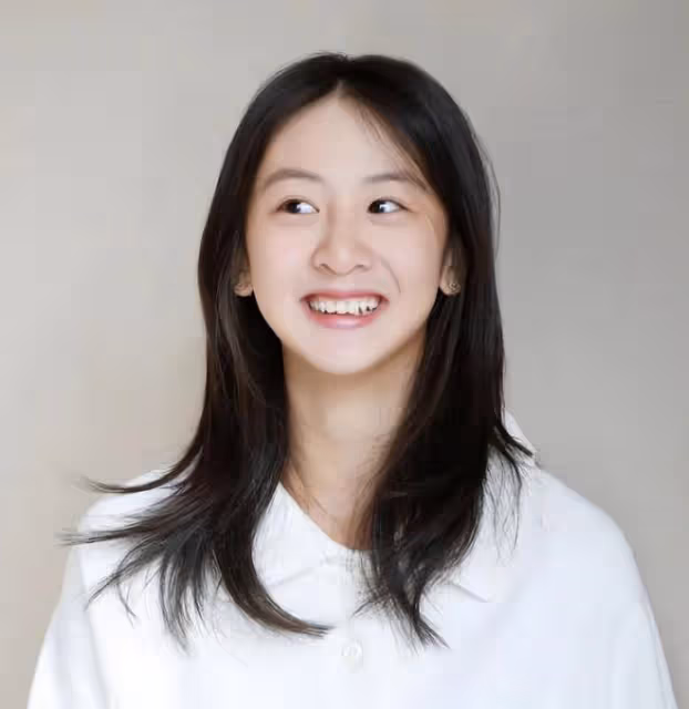 同一天露面的5個星二代，朱茵女兒最惹人愛，梧桐妹最會享受自由