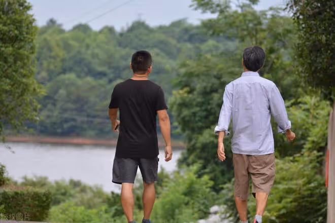 老家一場拆遷讓我看透親情:兄弟再親,也抵不過金錢利益的現實