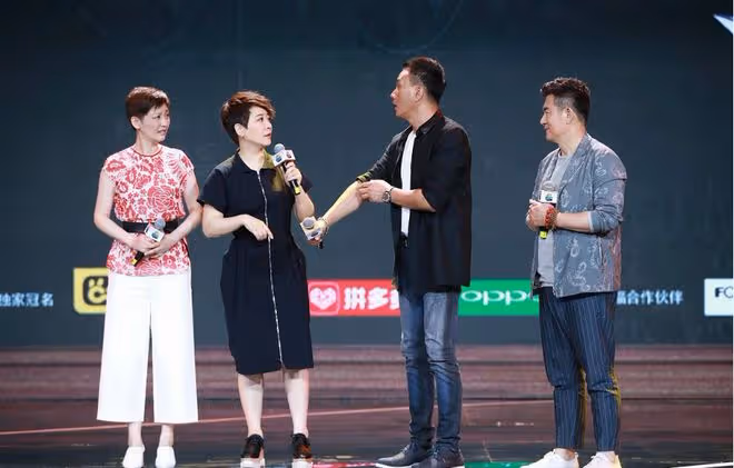 陳小藝的短髮造型真颯,比長發年輕了不少,更有明星范了