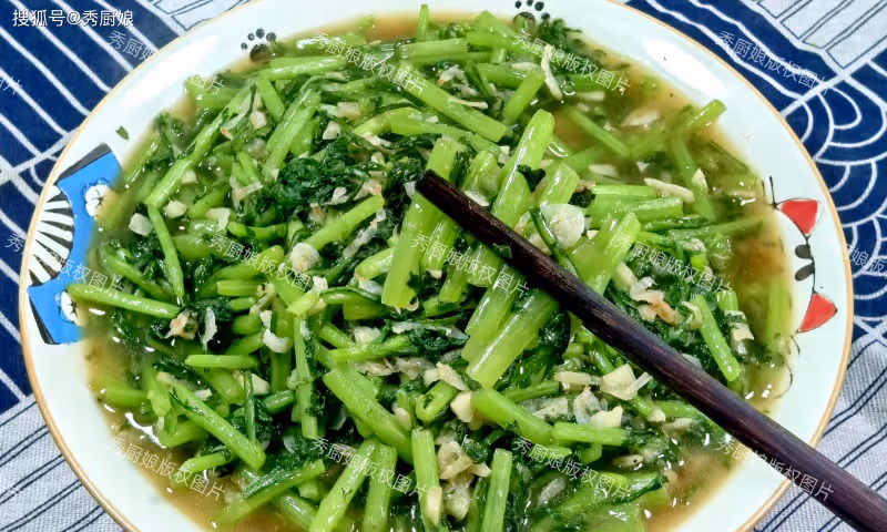 春天使勁吃這菜,一舒肝,二開胃,三通便,四助眠,讓家人吃起來