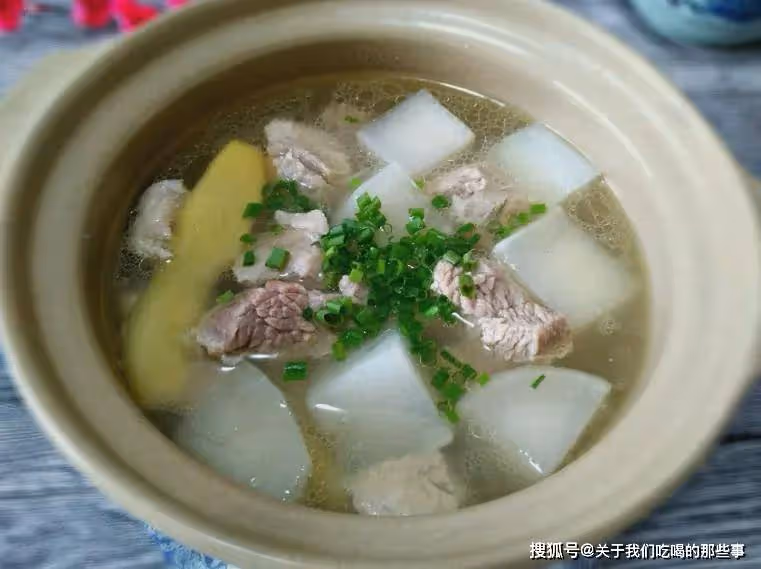 燉牛肉時,牢記「2放3不放」,牛肉軟爛入味不腥不柴,越吃越解饞