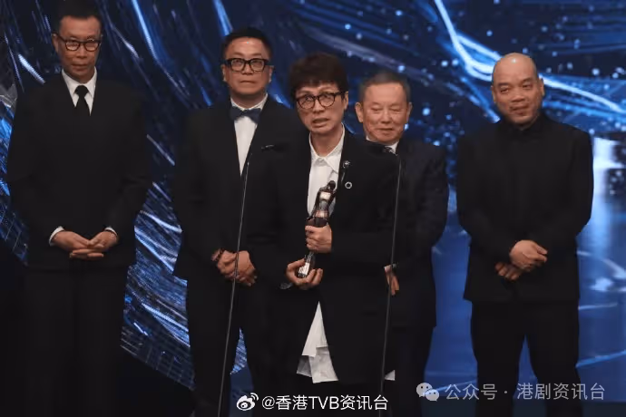 金像獎2024丨黃子華直認擔心《毒舌大狀》食白果 自稱新演員未來無可限量