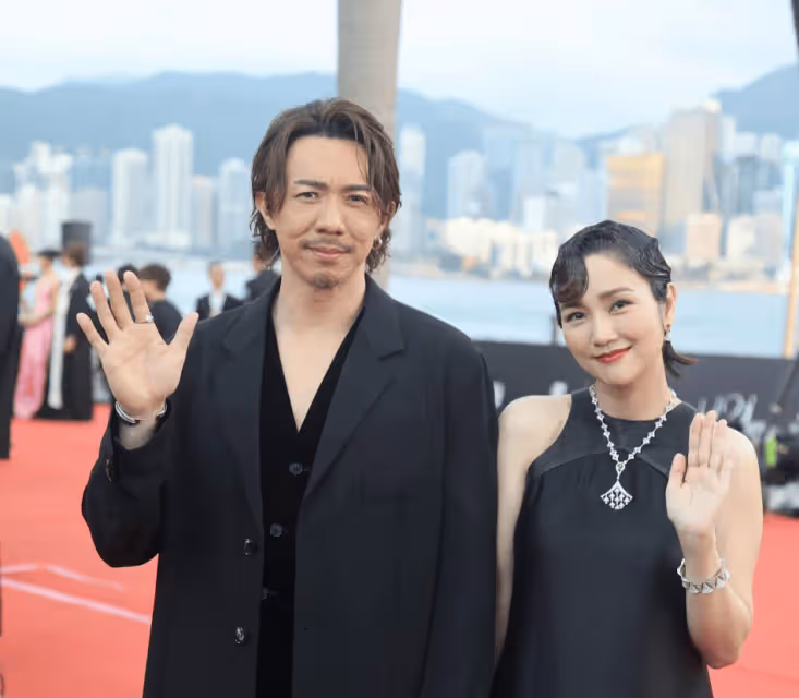 金像獎紅毯!TVB小生女友低胸搶風頭!不少女星與Angelababy合影