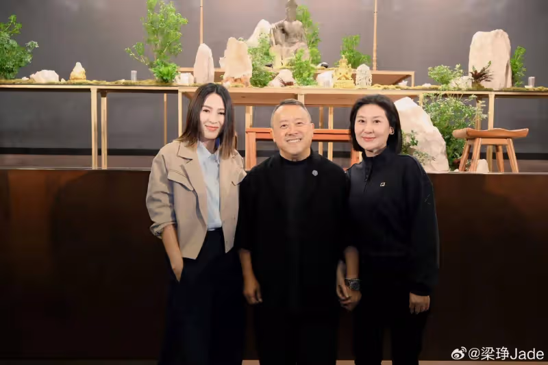 TVB前知名女星罕見亮相！大小眼情況嚴重，曾拍攝燒傷要植皮