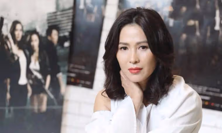 TVB前知名女星罕見亮相！大小眼情況嚴重，曾拍攝燒傷要植皮