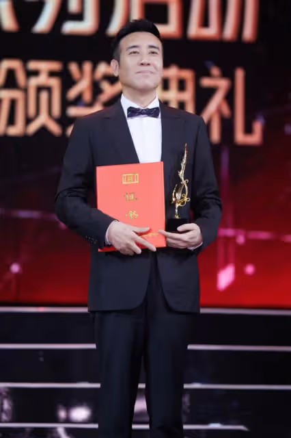 於和偉：我緋聞不斷，但我餘生都不會辜負，18歲就跟我的那個女人
