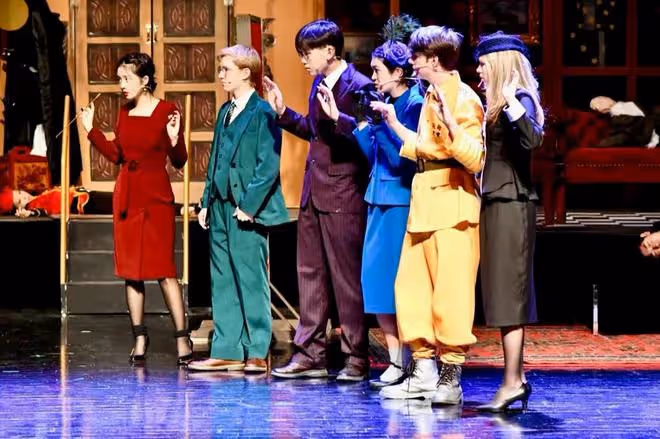 黃磊老婆曬大女兒戲劇表演，18歲多多展現演戲天賦，演技媲美媽媽
