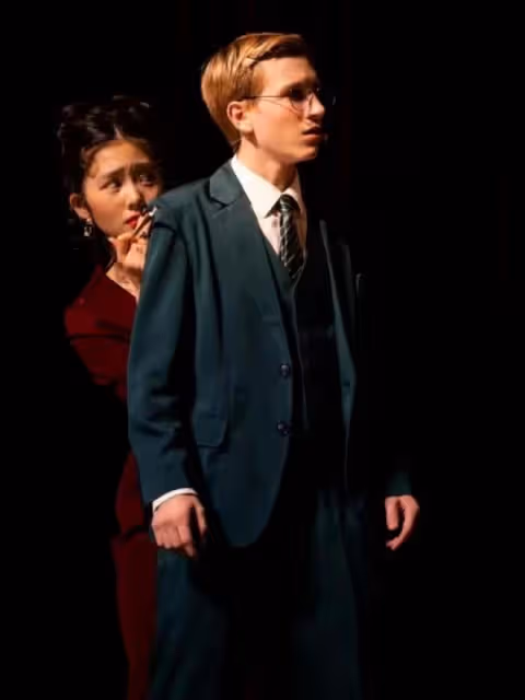 黃磊老婆曬大女兒戲劇表演，18歲多多展現演戲天賦，演技媲美媽媽