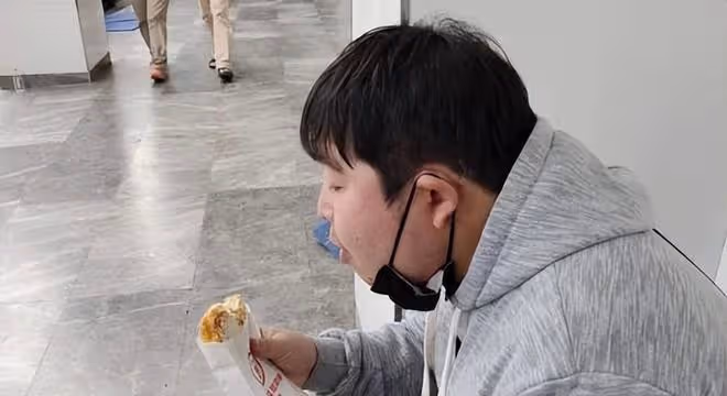 演員陳俊甫猝死離世，年僅38歲，生前大吃大喝引發肥胖病症