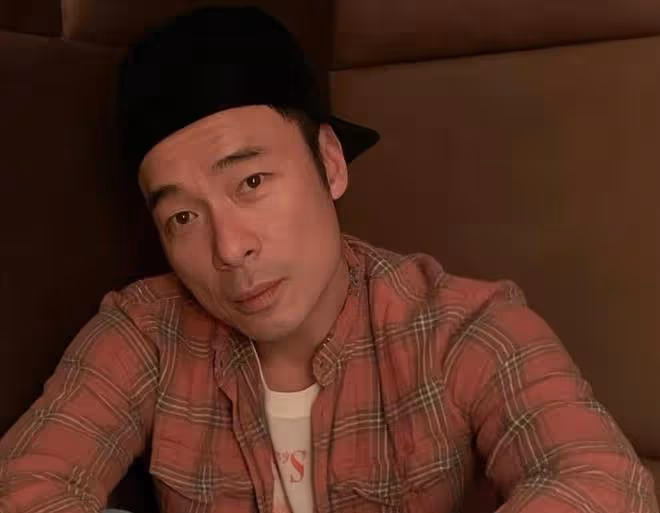 許志安回應婚內出軌:傷疤之痛,誰解其中味