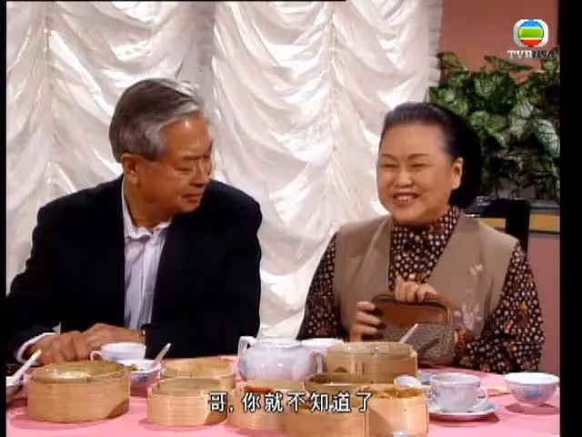 擔心!92歲TVB資深演員家中暈倒,幸被工人及時發現入院治療