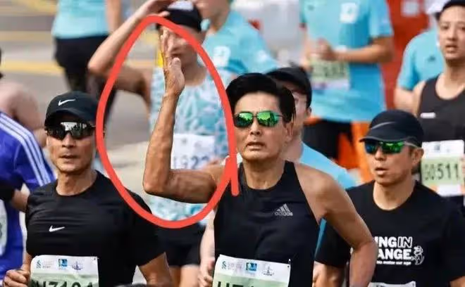 身家過億也難逃「病魔」，章澤天有帕金森基因，霍啟剛患睡眠窒息
