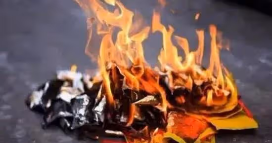 燒紙錢的由來你知道嗎？人死後為什麼要燒紙？燒紙一定要畫圈嗎？