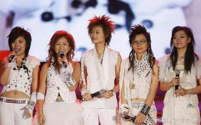 浪姐5:5年生3胎,出道李宇春當配,38歲的何潔有望再次翻紅嗎?
