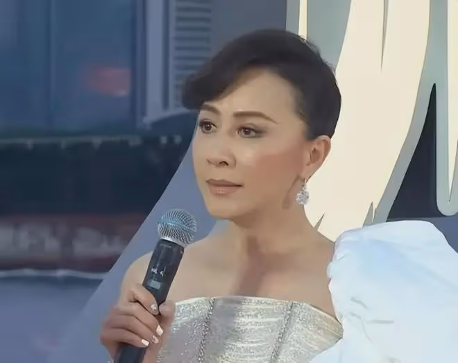 香港大牌藝人為何紛紛缺席金像獎，背後是港圈沒落的無奈和心酸