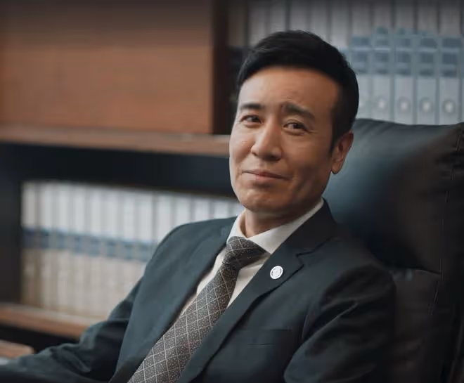《城中之城》一張照片算計四個人，趙輝心狠手辣，李森的噩夢來了