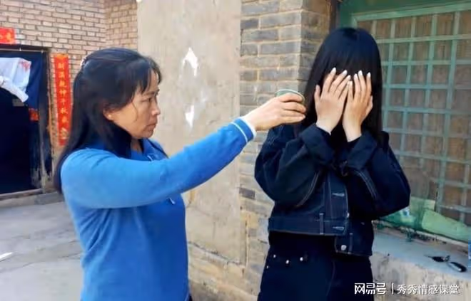 親戚沒打招呼來我家住幾天,我要趕她們走,婆婆說我小氣我翻了臉