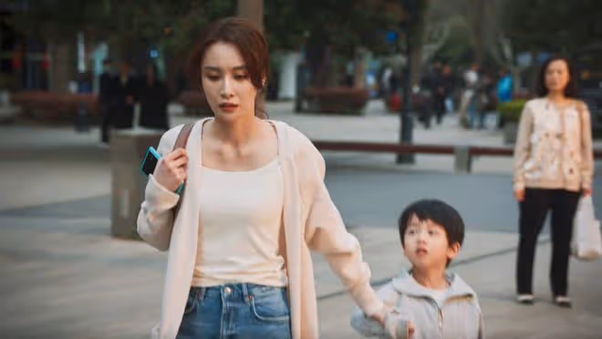 《城中之城》直到和周琳發生關係，趙輝都沒發現，周琳有四個男人