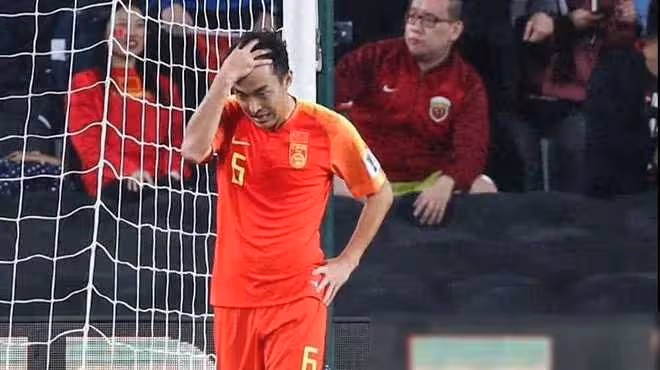 10-2大勝!中國隊四連勝狂轟47球,董路:日本到頭了