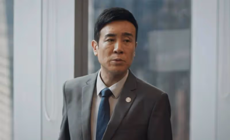 《城中之城》：最愚蠢的人，拉攏備胎蘇見仁，反被曝出驚天醜聞
