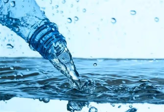 礦泉水和純凈水有什麼區別?礦泉水和純凈水哪個更健康?更營養?