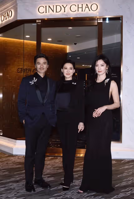 林熙蕾典雅相挺CINDY CHAO 20周年　馮德倫密謀再送一次訂婚戒