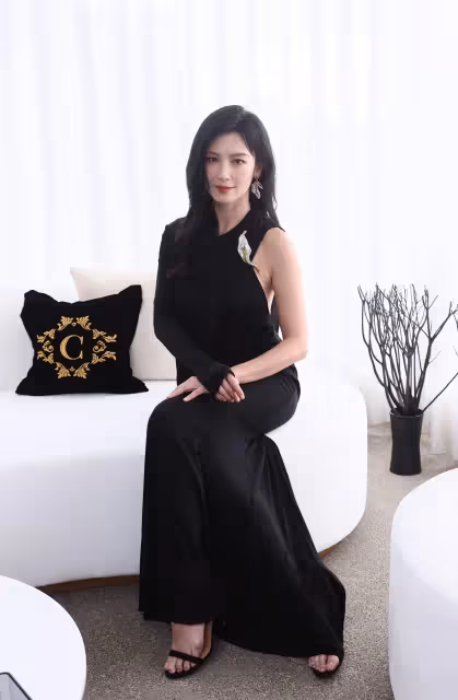 林熙蕾典雅相挺CINDY CHAO 20周年　馮德倫密謀再送一次訂婚戒