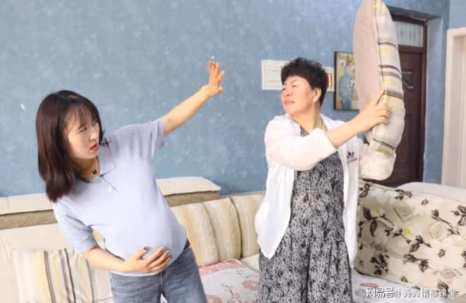 帶孫女13年兒媳給2000打發我，兩年後又讓帶二胎，我：想得美