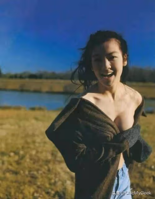 不愧是一代性感女神,48歲林熙蕾秒了金像獎全場女星!