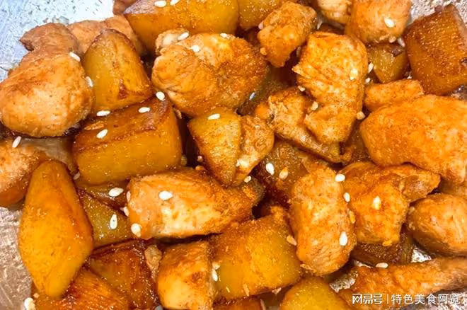瘦身其實很簡單，土豆和紅薯很靠譜，8款葷素佳肴，低脂高營養