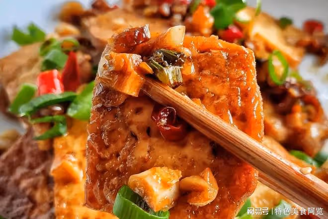 大蒜有「天然抗生素」之稱,6款佳肴提升菜肴風味,噴香又解饞