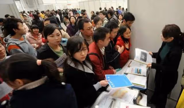 2024高校畢業生人數預計為1179萬,網友:等待下一個數據