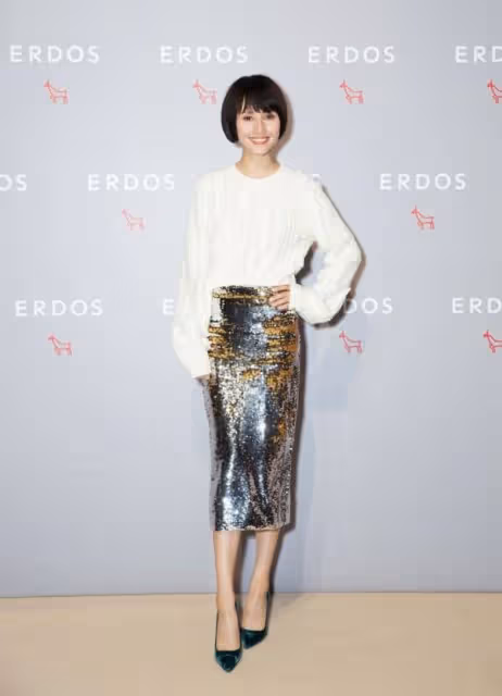 什麼叫美人在骨不在皮?瞧袁泉的日常私服,43歲這狀態太能打了