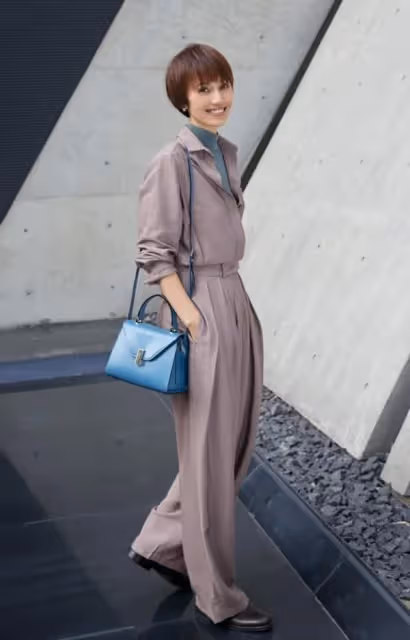 什麼叫美人在骨不在皮？瞧袁泉的日常私服，43歲這狀態太能打了