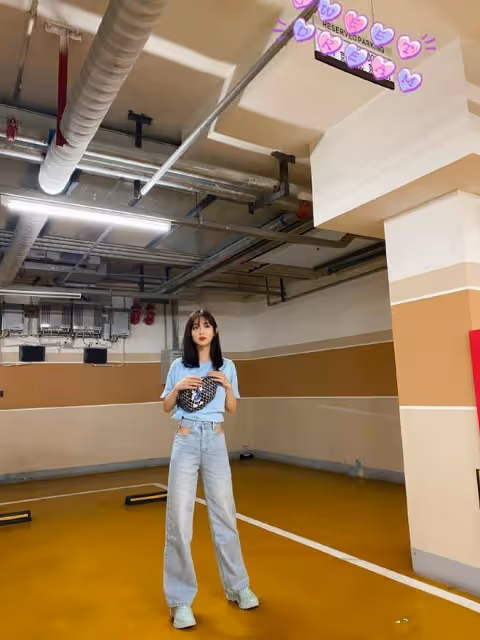 筷子腿已經不流行了!孟子義的「酒杯腿」才真好看,怎麼穿都氣質