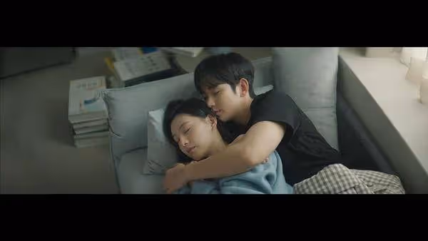 盤點《淚之女王》12彩蛋!致敬N部夯劇超狂 沙發抱「5分鐘」藏深意