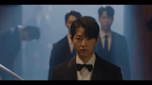 盤點《淚之女王》12彩蛋!致敬N部夯劇超狂 沙發抱「5分鐘」藏深意